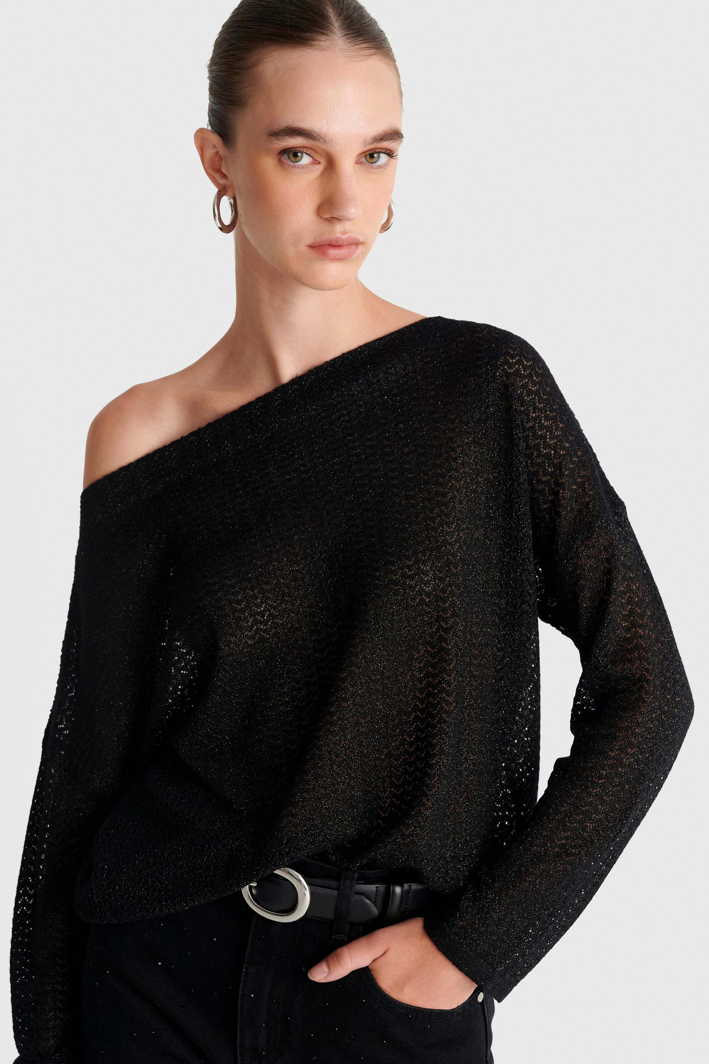 Knitted top with scoop neck - Black