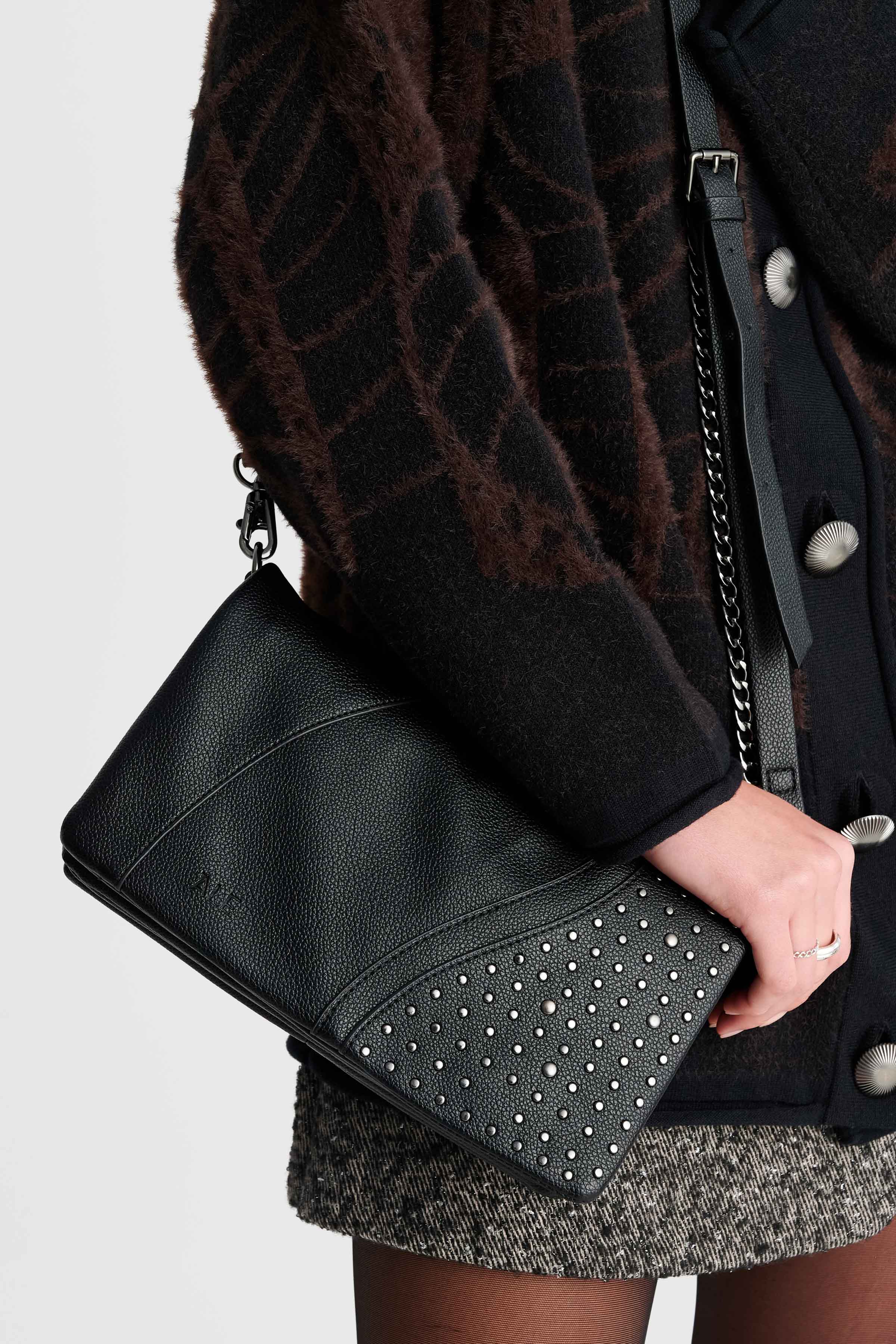 Shoulder bag with studs - Black