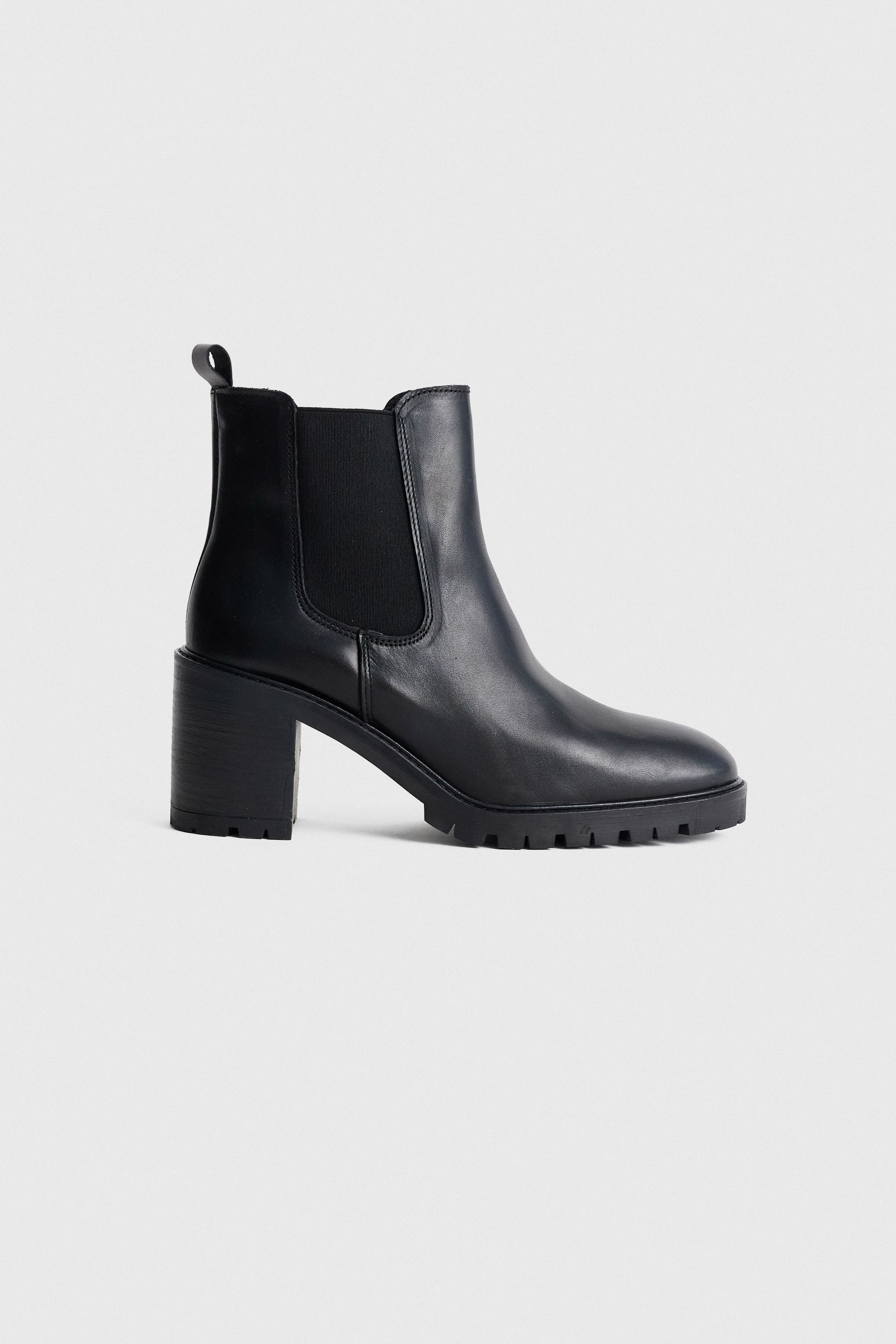 Chelsea ankle boots with heel - Black