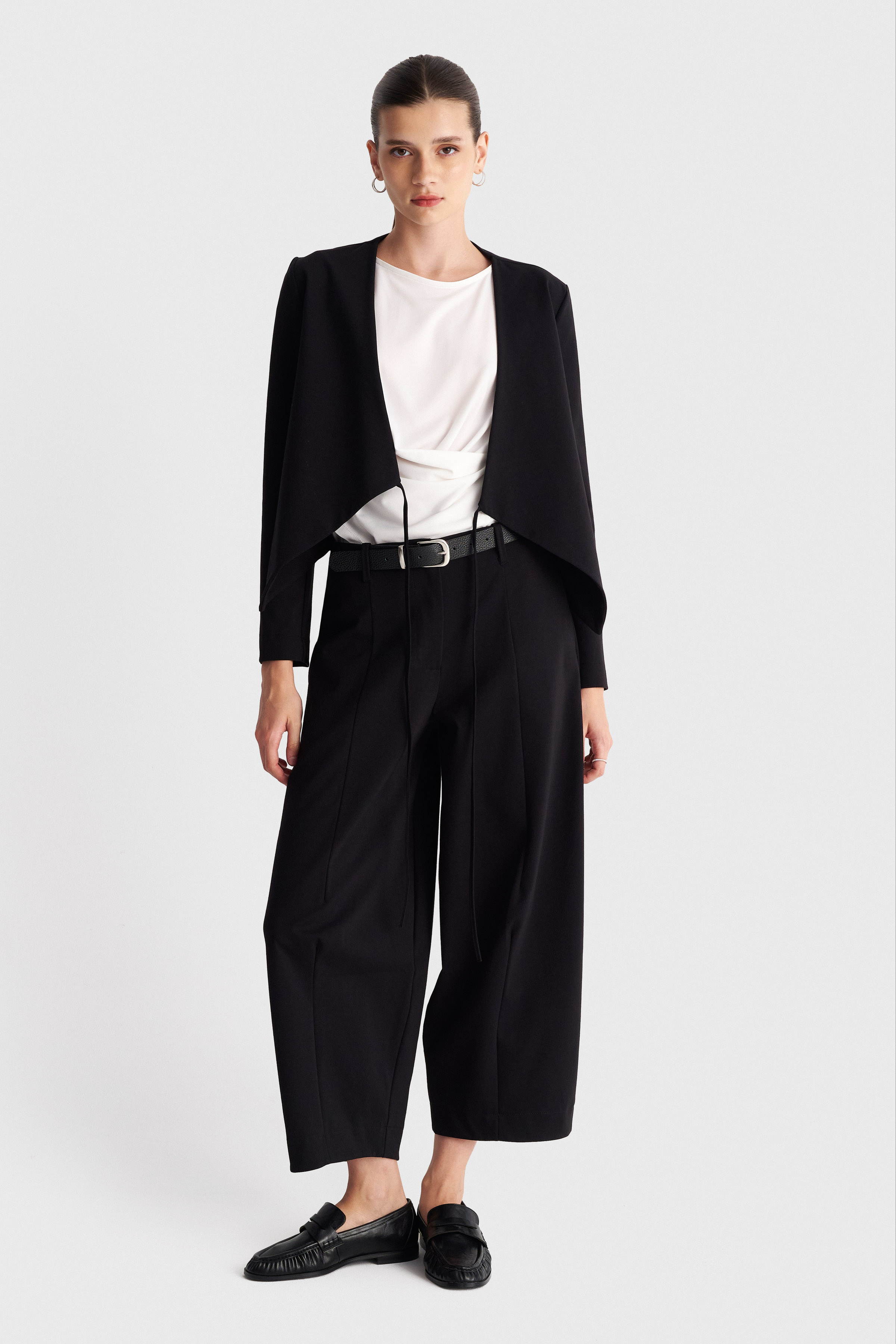 Barrel-fit trousers - Black