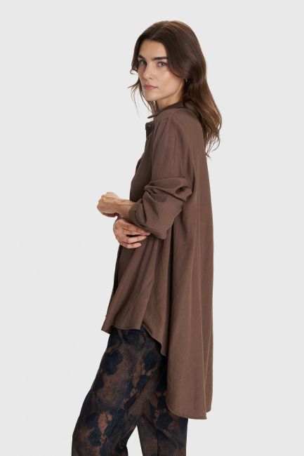 Asymmetrical long-sleeved shirt - Brown