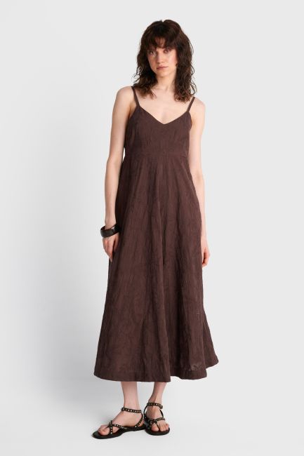 Maxi dress with textured fabric - Brown