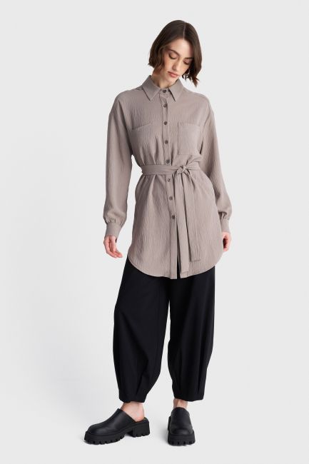 Long shirt with embossed finish - Grey