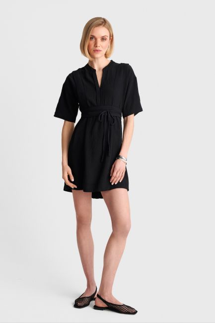 Short dress with belt - Black