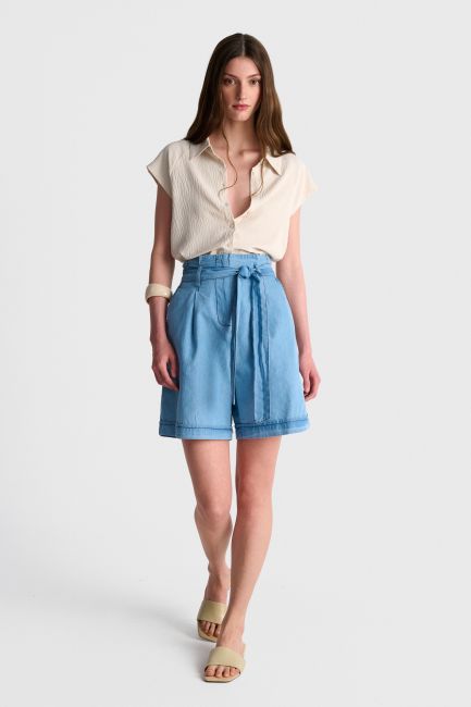 Denim-style bermuda with belt - Blue