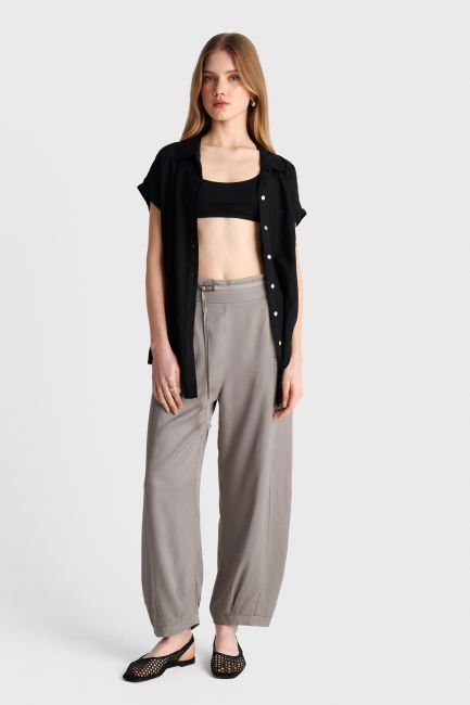 Trousers in loose fit - Grey