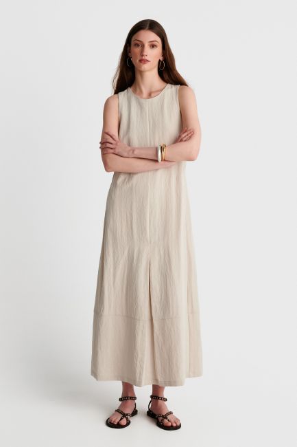 Sleeveless maxi dress with pockets - White