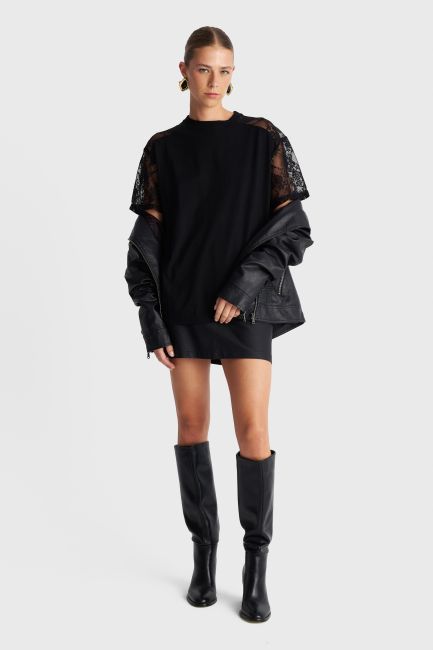 Short-sleeve blouse with lace sleeves - Black