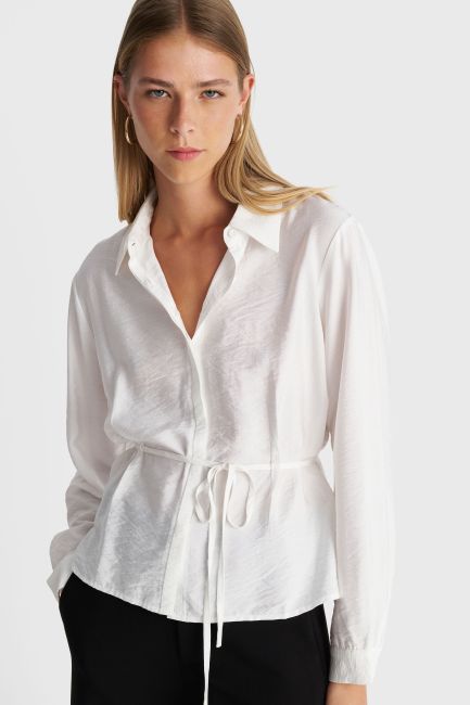 Shirt with waist belt - White