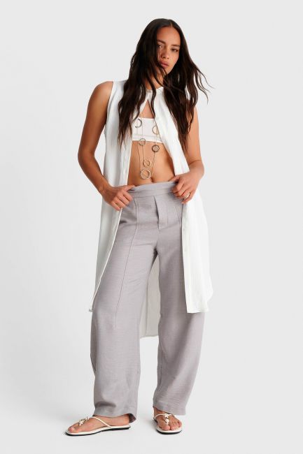 Long sleeveless shirt - White