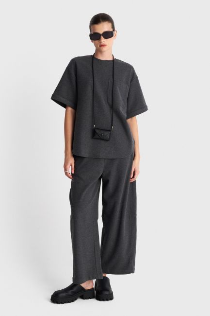 Oversized blouse with neck pouch - Grey