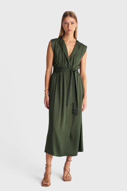 8923721 - Green