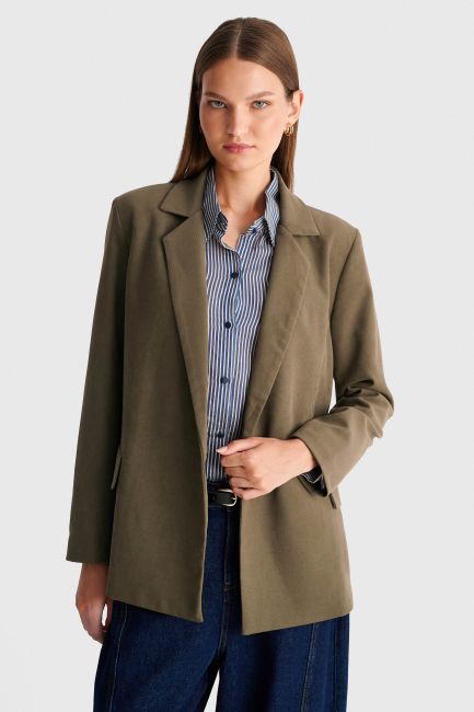 Σακάκι μονόκουμπο με ελαφριά oversized γραμμή - Πράσινο