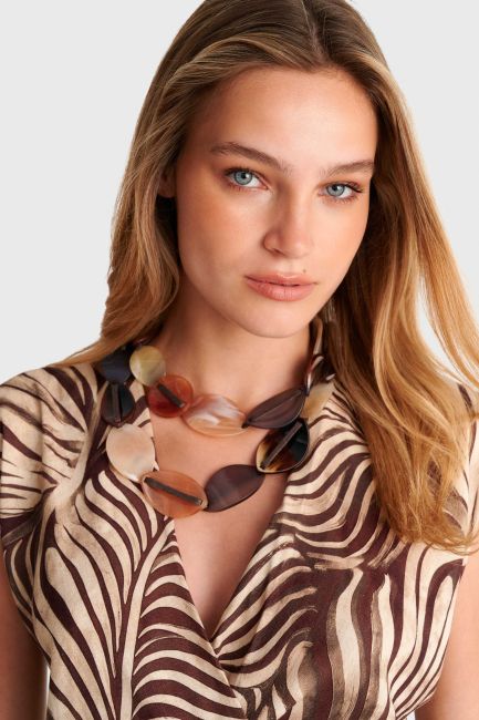 Statement necklace in natural tones - Multicolor