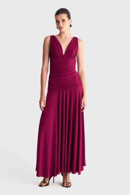 Maxi dress with deep neckline - Red