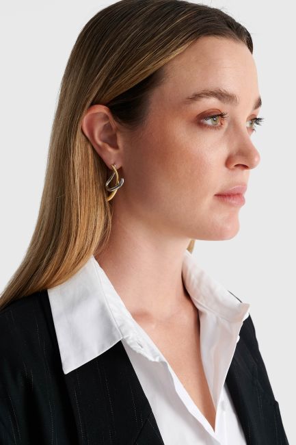 Two-tone drop earrings with an asymmetric design - Gold