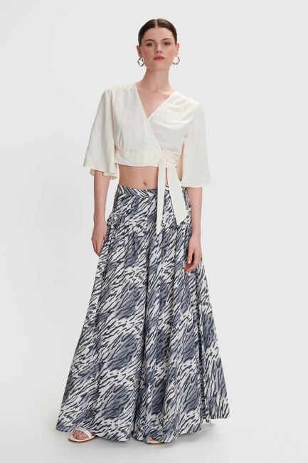 Wrap top with decorative buttons - White