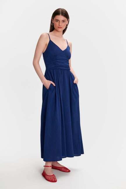 Long dress with a bust detail - Blue