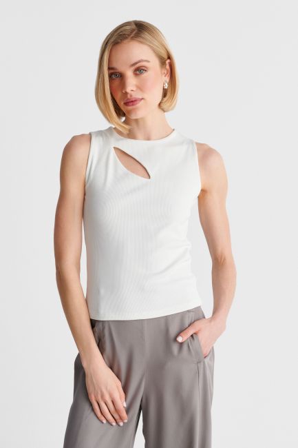 Cut-out sleeveless blouse - White