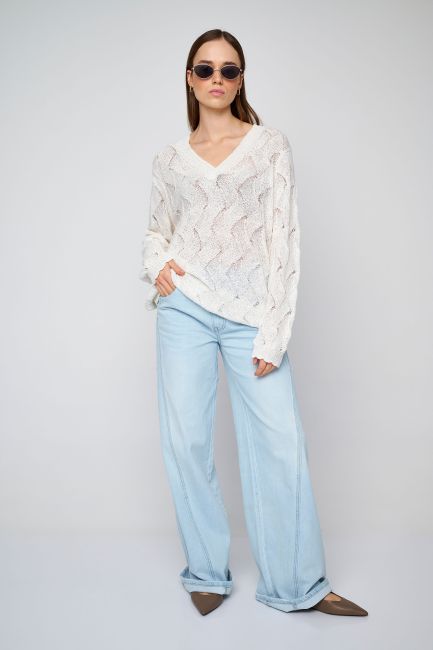 Perforated knit blouse - White