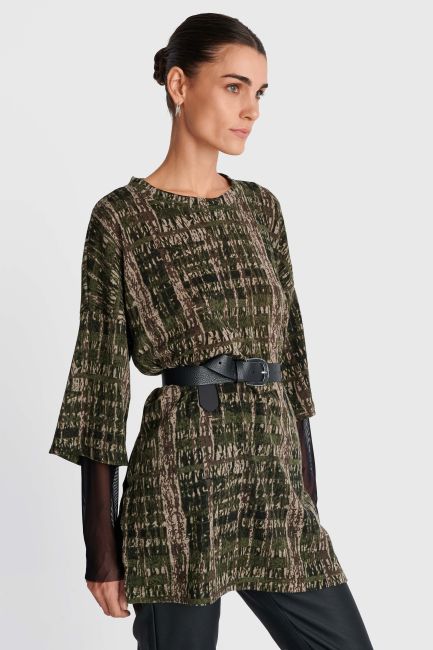 Oversized long-sleeved blouse with abstract patterns - Green