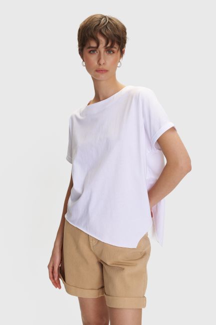 Asymmetrical blouse in monochrome - White