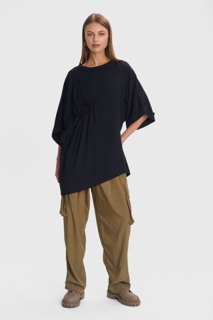 Asymmetric design blouse - Black